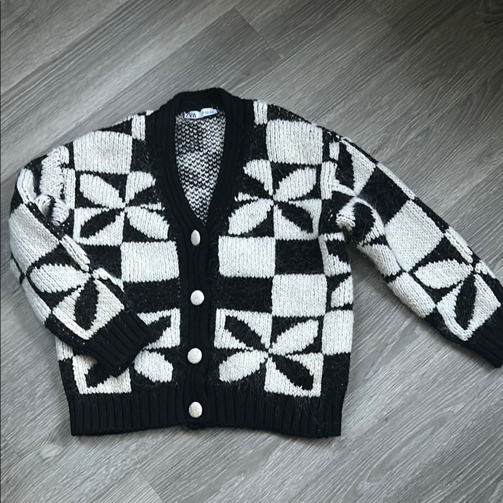 Zara checkered flower button down sweater cardigan